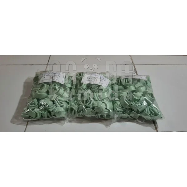 (10 pcs) Klem Pipa 1/2 inch ARROW 1 per 2 - Image 2